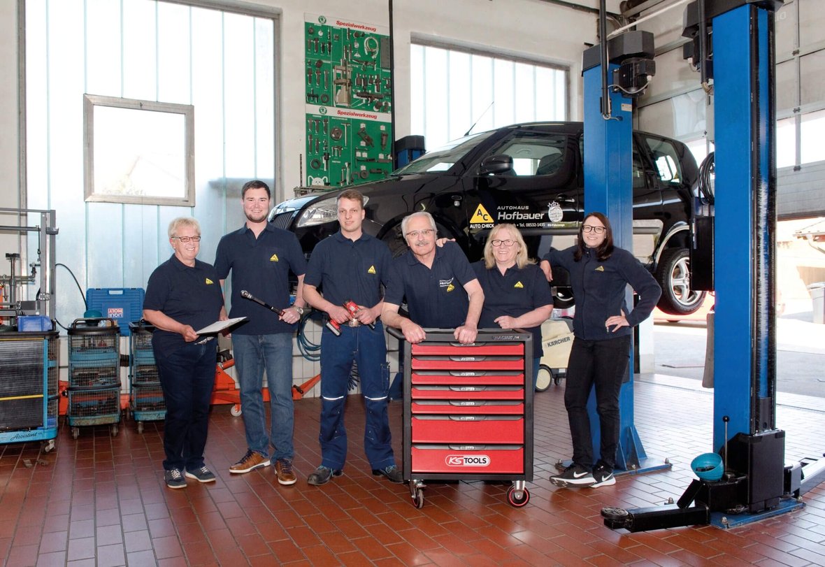 Ein starkes Team beim Autohaus Hofbauer!